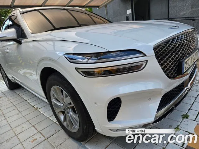 Genesis GV70 — Фото автомобиля 8