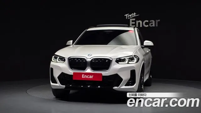 BMW iX3 G08 (2020–2024) — Фото автомобиля 3