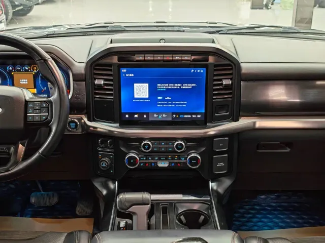 Ford F-150 Raptor — Фото автомобиля 7