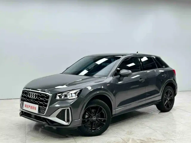 Audi Q2L — Фото автомобиля 2