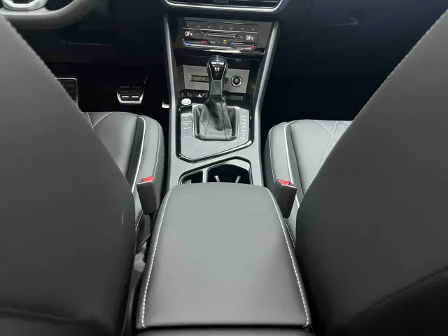Volkswagen Tiguan L — Фото автомобиля 23
