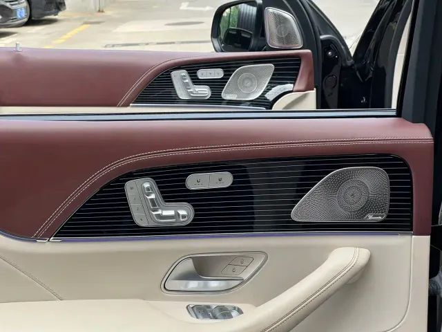 Mercedes-Benz Maybach GLS — Фото автомобиля 19