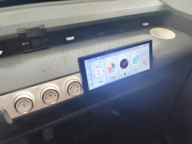 Wuling Hongguang Mini EV — Фото автомобиля 12