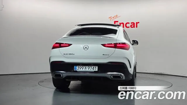 Mercedes-Benz GLE-Class — Фото автомобиля 4