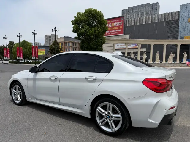 BMW 1 Series — Фото автомобиля 7