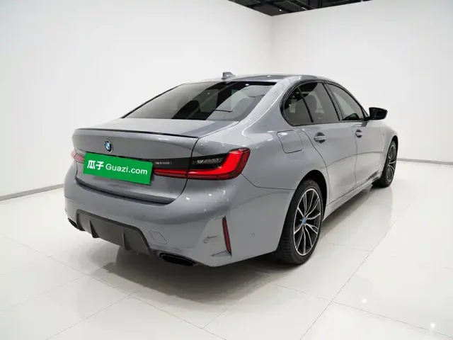BMW 3 Series — Фото автомобиля 6