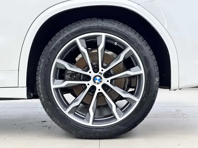 BMW X3 — Фото автомобиля 12