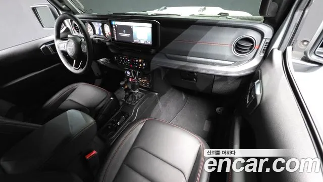 Jeep Wrangler Wrangler (JL) 2.0 Rubicon 2 двери — Фото автомобиля 3