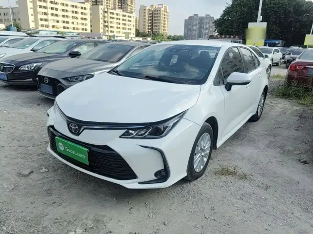Фотография автомобиля — Toyota Corolla