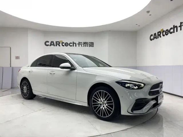 Mercedes-Benz C-Class — Фото автомобиля 2
