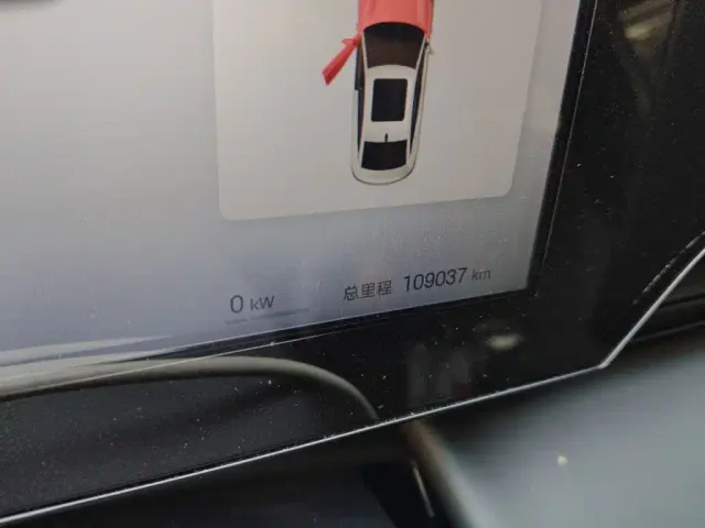 BYD Qin L — Фото автомобиля 8