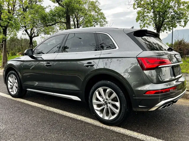 Audi Q5L — Фото автомобиля 5