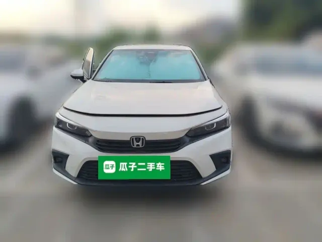Honda Civic — Фото автомобиля 3