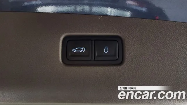 Genesis GV70 2.5T Бензин AWD — Фото автомобиля 8