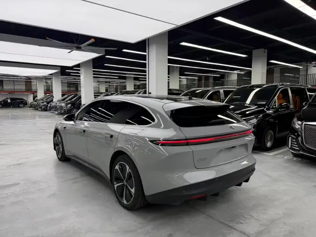 Nio ET5 Touring — Фото автомобиля 15
