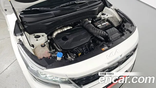 Kia Seltos — Фото автомобиля 9