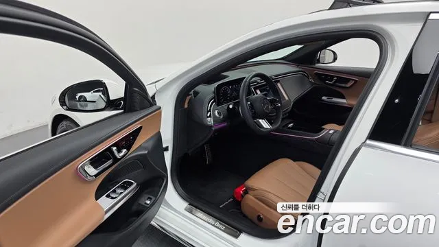 Mercedes-Benz E-Class W214 — Фото автомобиля 15