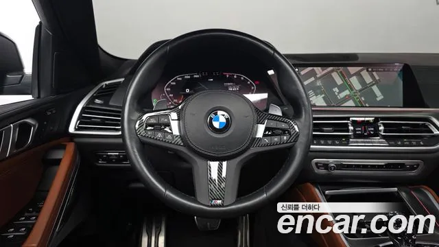 BMW X6 xDrive40i M Sport — Фото автомобиля 13