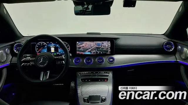 Mercedes-Benz E-Class — Фото автомобиля 7