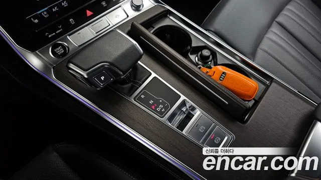Audi A7 4K — Фото автомобиля 12