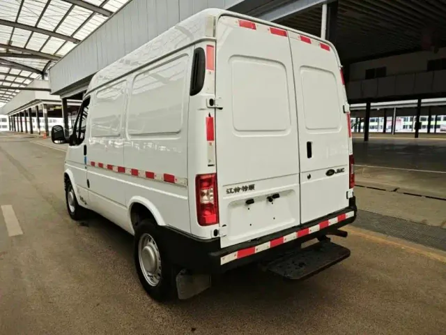 JMC Tesun — Фото автомобиля 9