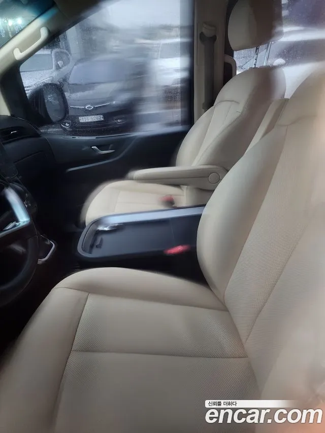 Hyundai Staria Staria Карго 5 мест — Фото автомобиля 4