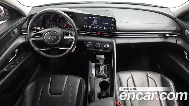 Hyundai AVANTE Avante (CN7) 1.6 LPi (Для проката) — Фото автомобиля 7