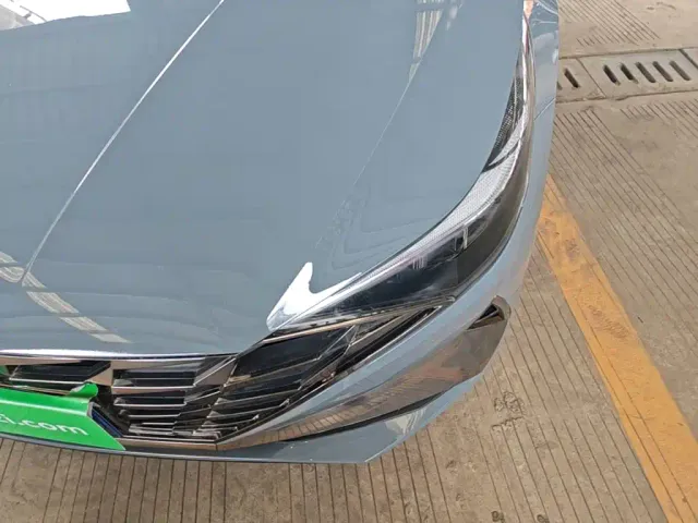 Hyundai Elantra — Фото автомобиля 23