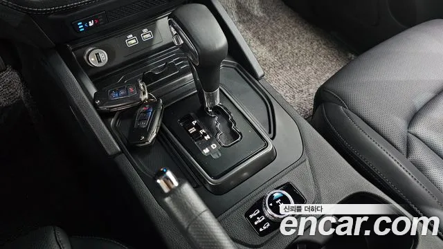 KG_Mobility_Ssangyong Rexton Новый Rexton Sport Дизель 2.2 4WD — Фото автомобиля 9