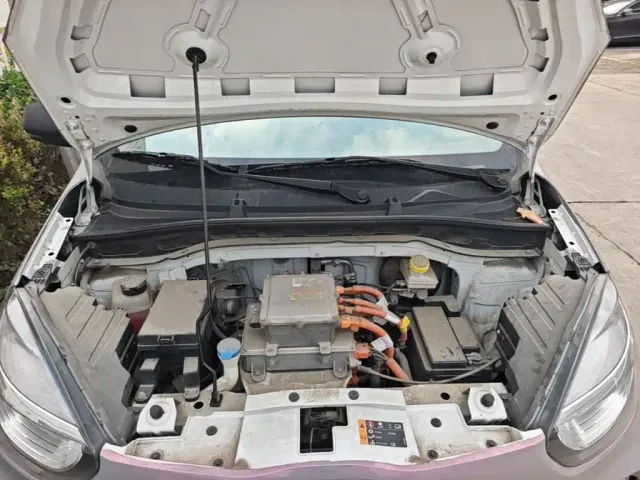 Roewe Clever — Фото автомобиля 19