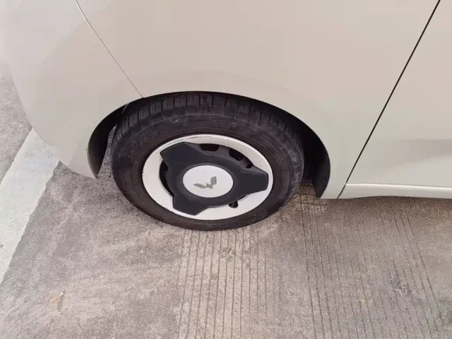 Wuling Hongguang Mini EV — Фото автомобиля 22