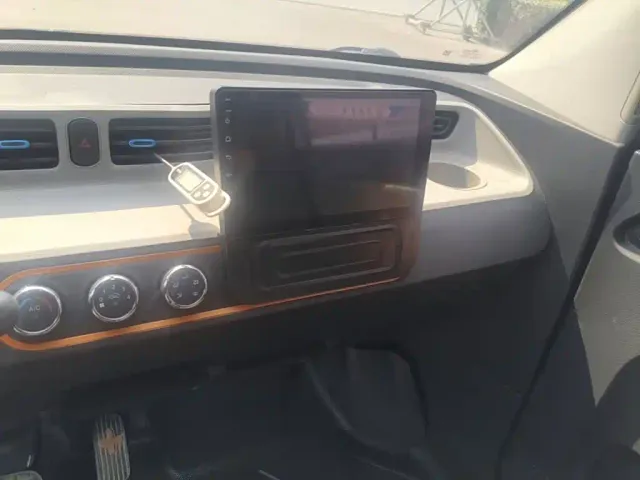 Wuling Hongguang Mini EV — Фото автомобиля 12