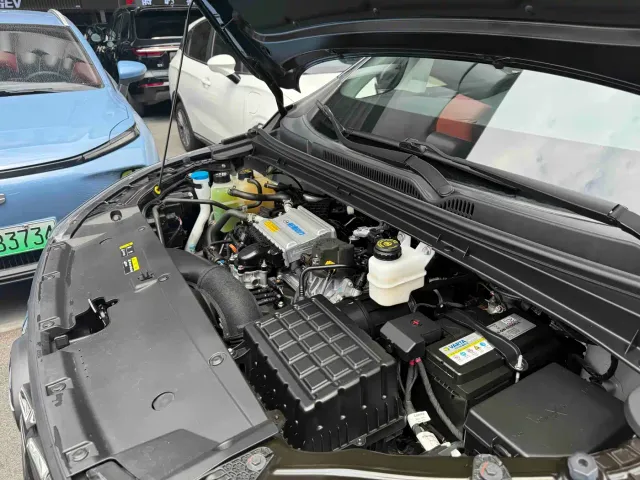 GAC Trumpchi M6 — Фото автомобиля 22