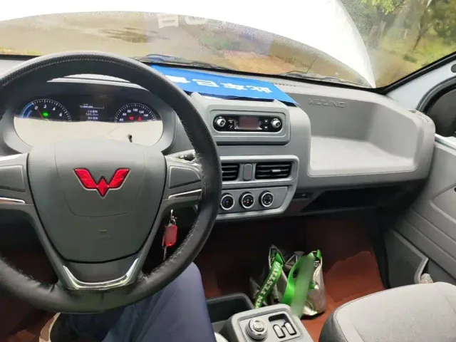 Wuling Yangguang — Фото автомобиля 9