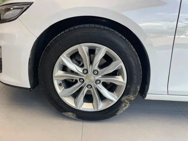 Chevrolet Malibu XL — Фото автомобиля 18