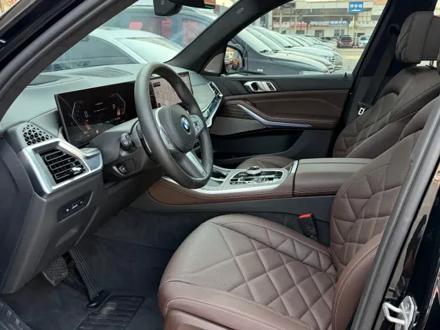 BMW X5 — Фото автомобиля 6