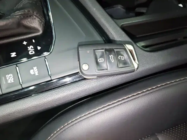 Volkswagen Tharu — Фото автомобиля 8