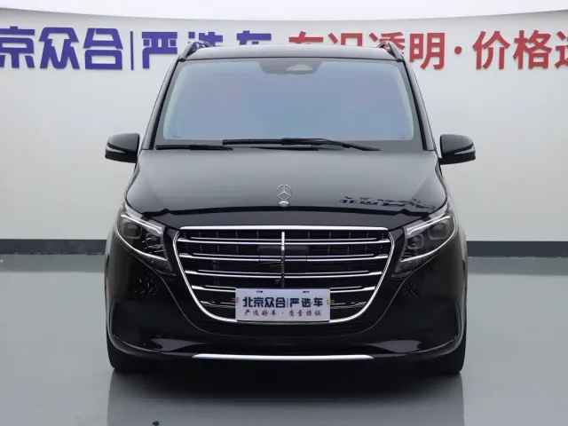 Mercedes-Benz V-Class — Фото автомобиля 3