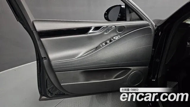 Genesis G80 RG3 — Фото автомобиля 12