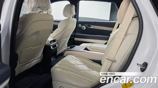 Genesis GV80 — Фото автомобиля 27