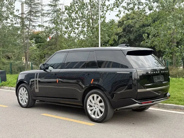 Land Rover Range Rover — Фото автомобиля 13