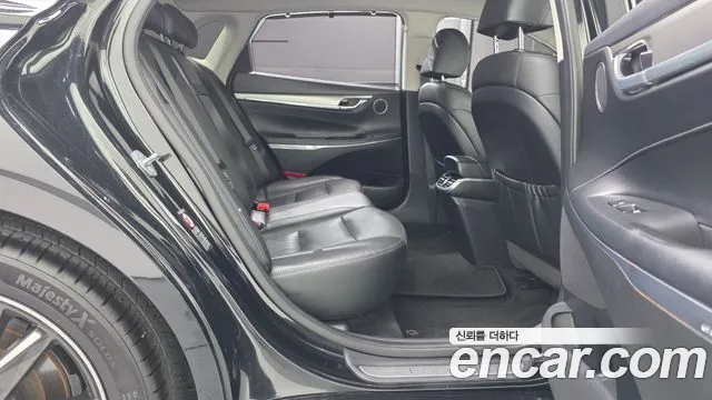 Hyundai Grandeur Новый Grandeur IG — Фото автомобиля 11
