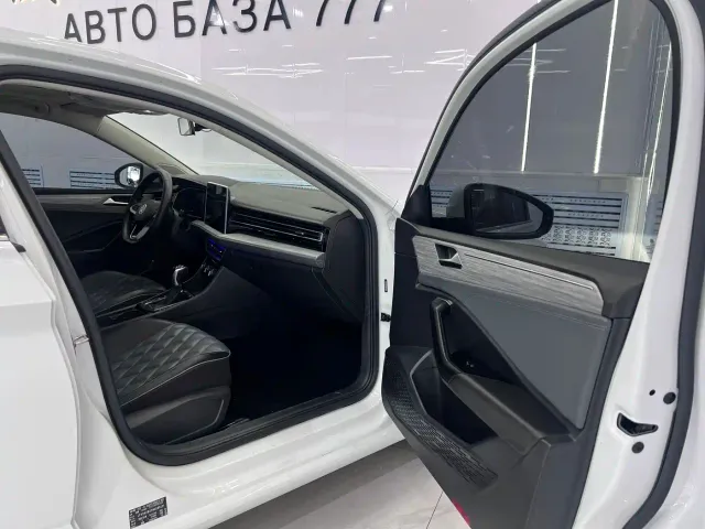 Volkswagen Sagitar — Фото автомобиля 14