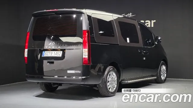 Hyundai Staria — Фото автомобиля 2