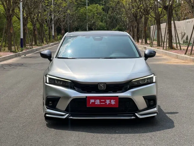 Honda Civic — Фото автомобиля 2