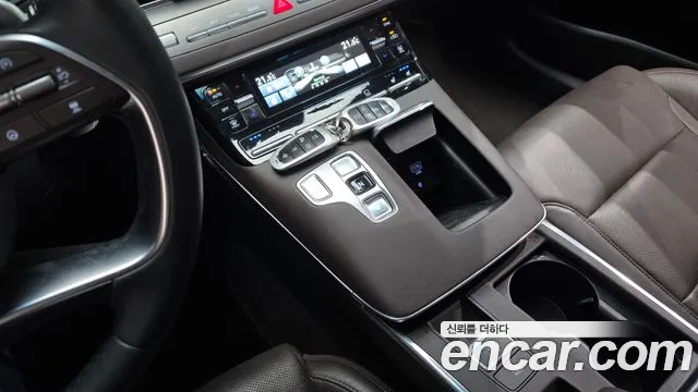Hyundai Grandeur Premium — Фото автомобиля 9