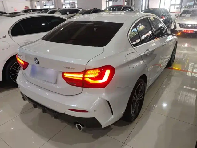 BMW 1 Series — Фото автомобиля 6