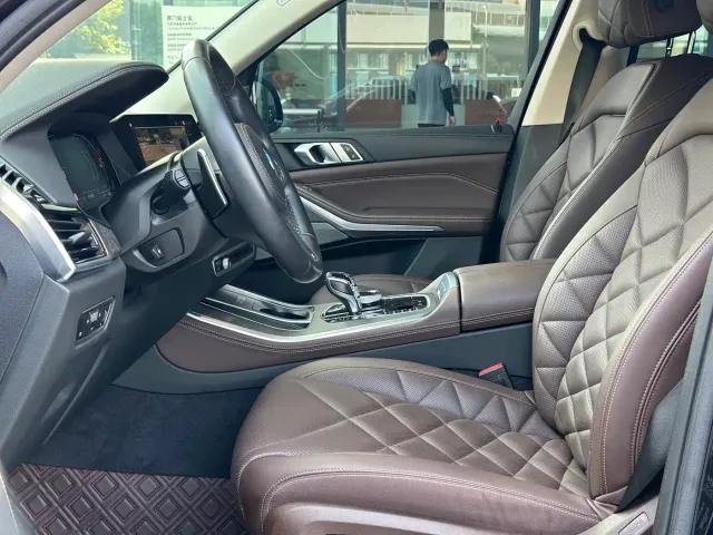 BMW X5 — Фото автомобиля 6