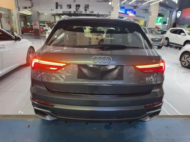 Audi Q3 — Фото автомобиля 5