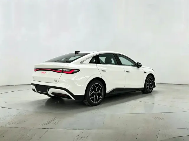 BYD Seal 06 — Фото автомобиля 8